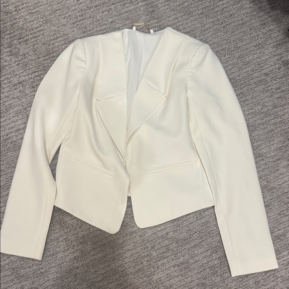 White Blazer - Picture 1 of 1